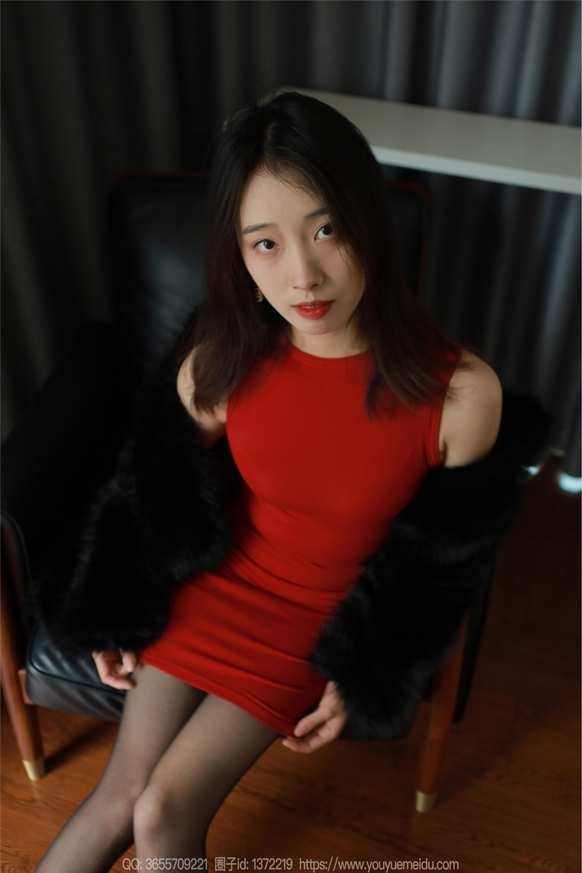 IESS异思趣向  2024.01.25 丝享家 1647 小九《红色包臀裙（上）》